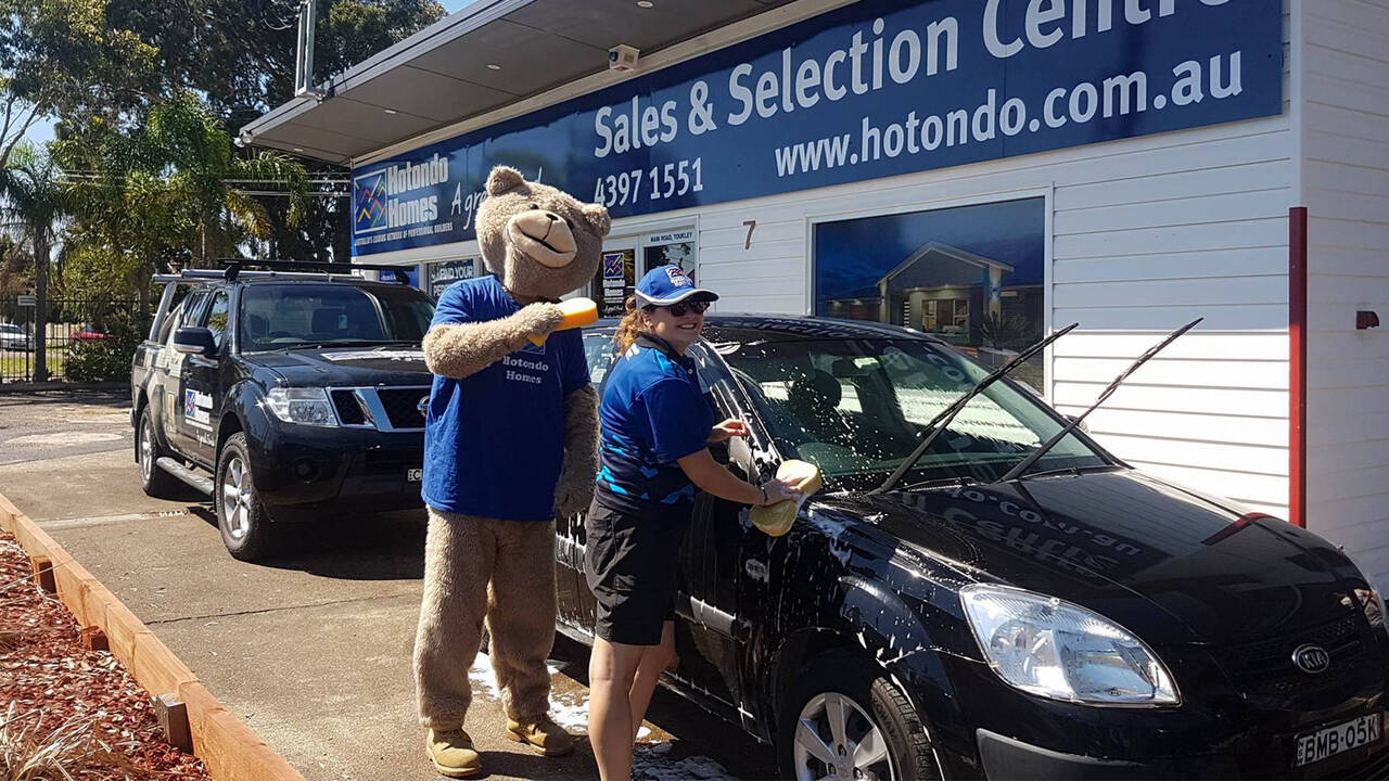 Make A Wish Australia Children's Charity, Hotondo Homes business partner car wash fundraising